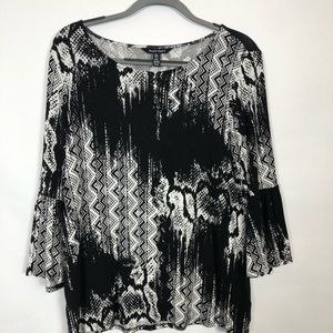 Ellen Tracy bell sleeved viscose top